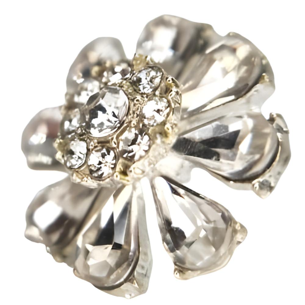18mm Crystal Flower Button, Clear Rhinestones, Silver Setting, Pear - Shaped Petals - FBTN252 - Silver / 18mm